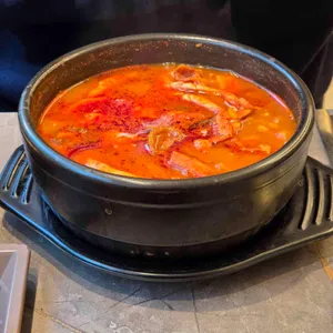 완뚝순두부 사진