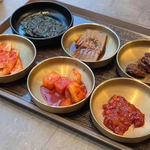 완뚝순두부 사진