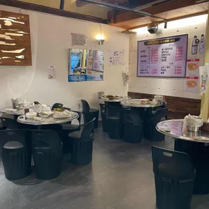 모퉁이족발 리뷰 사진