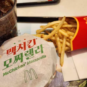 맥도날드 리뷰 사진