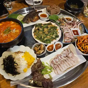 동희 대표 사진