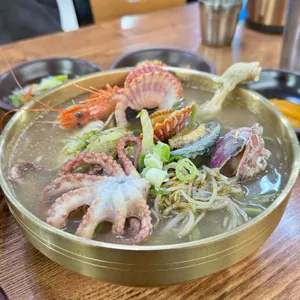 대왕암 돌미역 칼국수 사진 1