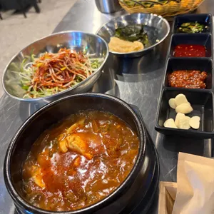 반지하 대표 사진