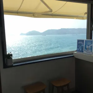 구름에 리뷰 사진