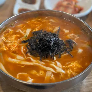 바우길장칼국수 대표 사진