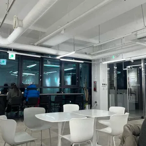 셀렉티드 닉스 대표 사진