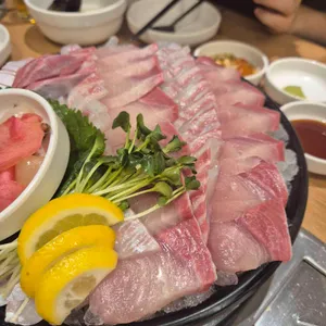 속초오징어어시장 대표 사진