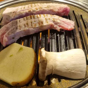 육몽 리뷰 사진