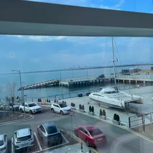 누군가에게 리뷰 사진