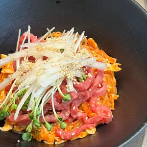 육회바른연어 사진 1