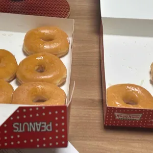 크리스피크림 리뷰 사진