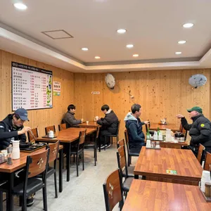 설봉돼지국밥 대표 사진