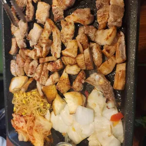 미돼지 대표 사진