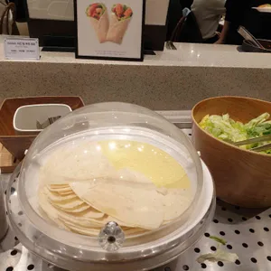 애슐리퀸즈 사진