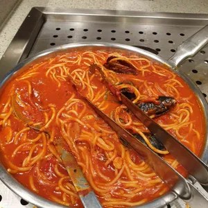 애슐리퀸즈 사진