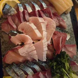 동어동락 리뷰 사진