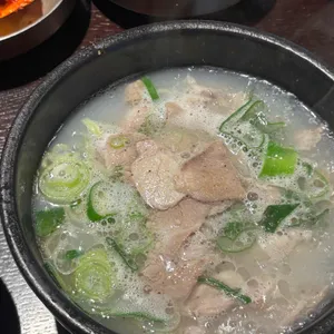 더진국 수육국밥 사진