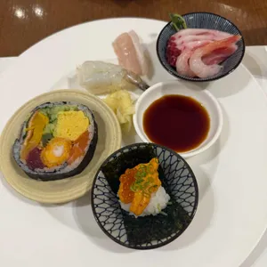 랜딩 다이닝 사진