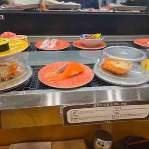 오늘의회전초밥 리뷰 사진