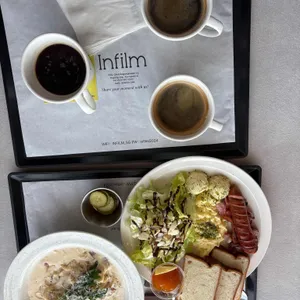 인필름 리뷰 사진