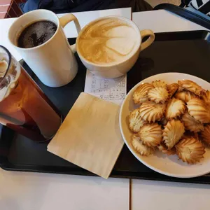 밀리움 베이커리 카페 사진 2