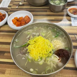 평이담백 뼈칼국수 대표 사진