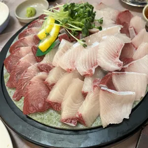 회뜨는돼지 사진 1