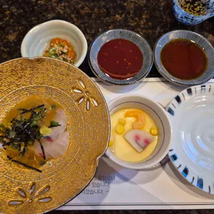 자연산 해담일식 대게마을 사진