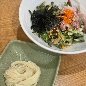 서서자는물고기 대표 사진