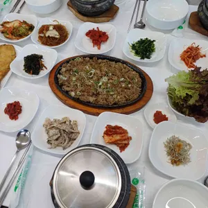 흥부네밥상 사진