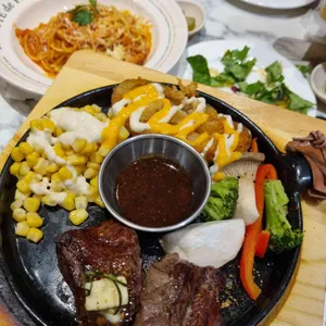 리미니 대표 사진