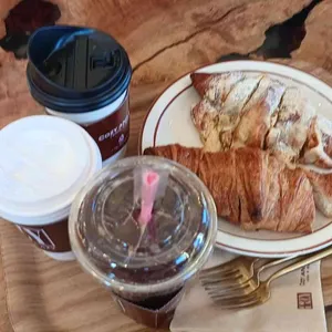 코지앤레이지 대표 사진