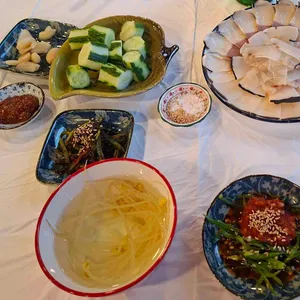 동우고래고기 사진