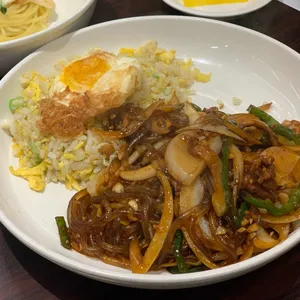 홍명 대표 사진