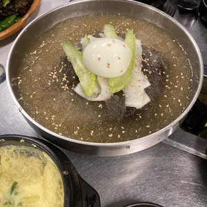 황돈 대표 사진