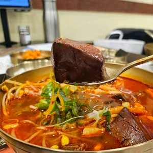 진남옥 대표 사진