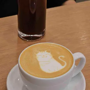 ARTISTS COFFEE 리뷰 사진