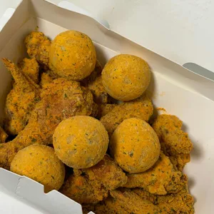 Bhc 치킨 대표 사진