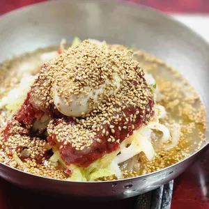 곰보냉면 사진 1