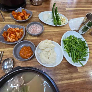 수영 돼지국밥 사진