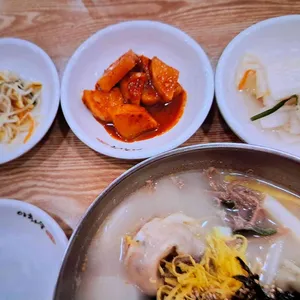 이화수전통육개장 대표 사진