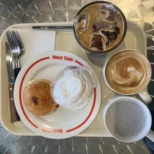 웨스트사이드 리뷰 사진