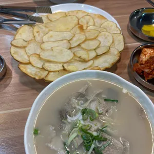 제주곤이칼국수 사진