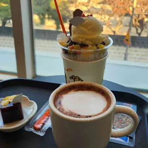 더마시랑게 디저트카페 리뷰 사진