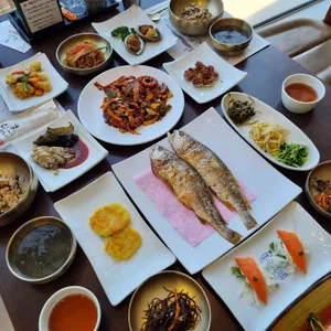 박해윤통영해물밥상 사진