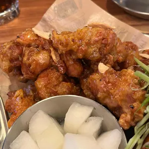 닭강정아 별관 홀 사진