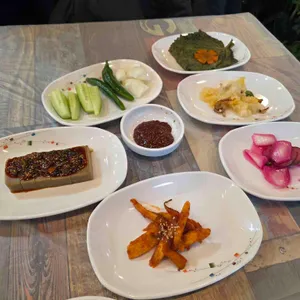 이동훈황금옻닭 대표 사진