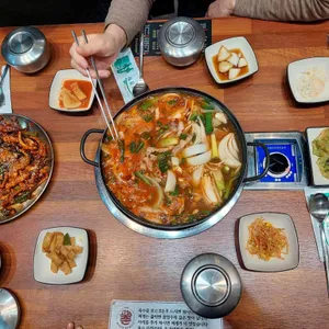고령촌돼지찌개 사진 1