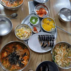 까치칼국수 사진 1