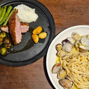 휘넬리 대표 사진